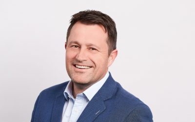 Simon Lyons